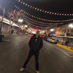 Meet your Posher, Omar